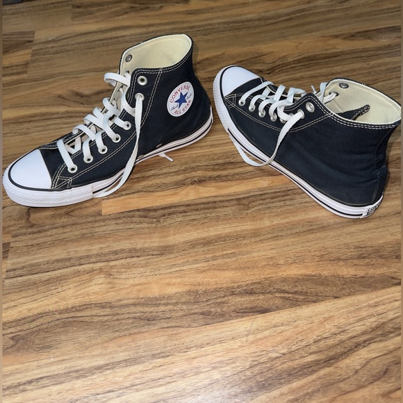 CONVERSE Chuck Taylor All Star Black High Top
Shoes SIZE 9 Black - Picture 2 of 8